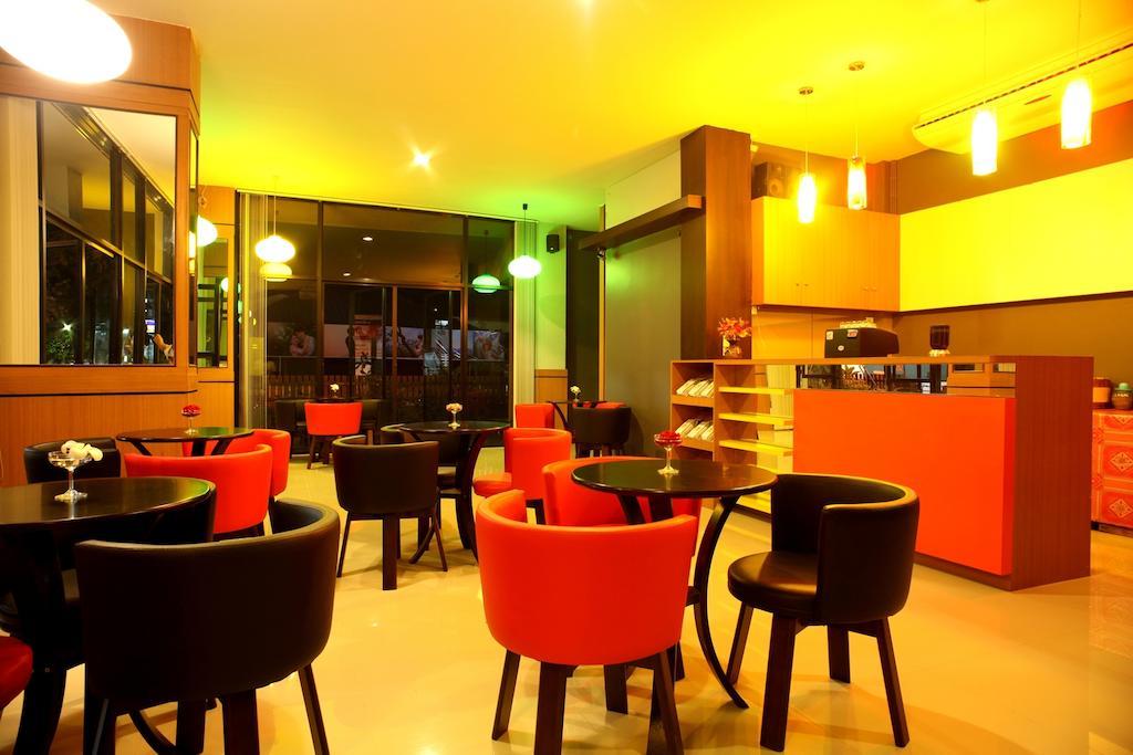 The Corner Hotel (Adults Only) Chiang Rai Exterior photo