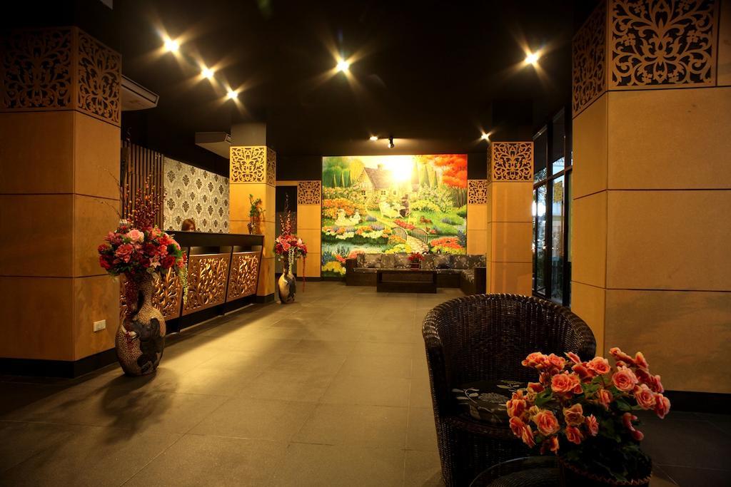 The Corner Hotel (Adults Only) Chiang Rai Exterior photo