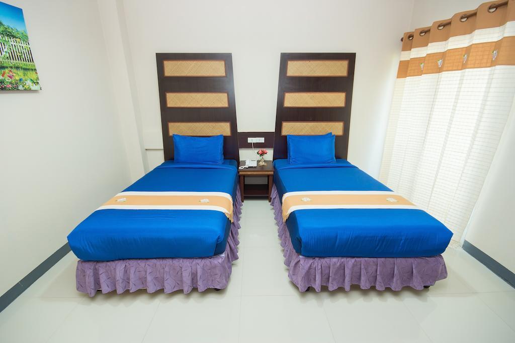 The Corner Hotel (Adults Only) Chiang Rai Exterior photo